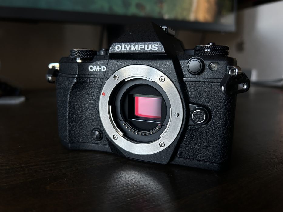 Olympus omd em-5 mark 2 zestaw jak nowy tylko 1185 foto