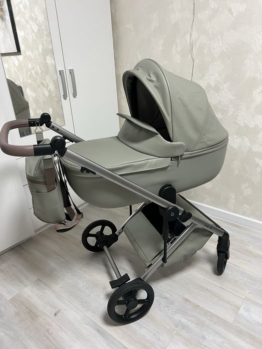 Продам коляску 2в1 Anex Eli