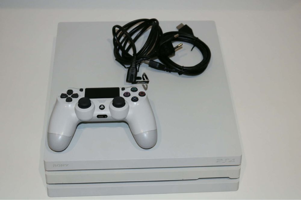 Ps4 Pro 1 TB памяті