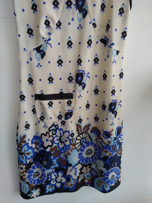 Vestido floral elegante - Tamanho M / L