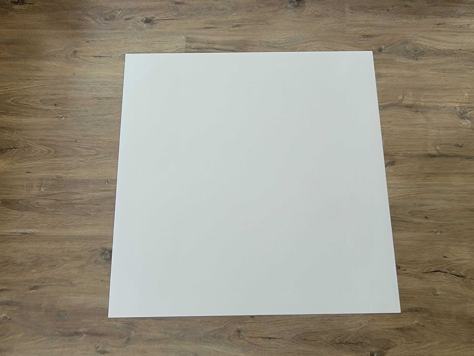 Mesa de Centro IKEA LACK – Cor: Branca – Como Nova