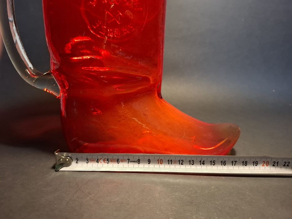 Szklany but kwk Bielszowice, huta Ząbkowic