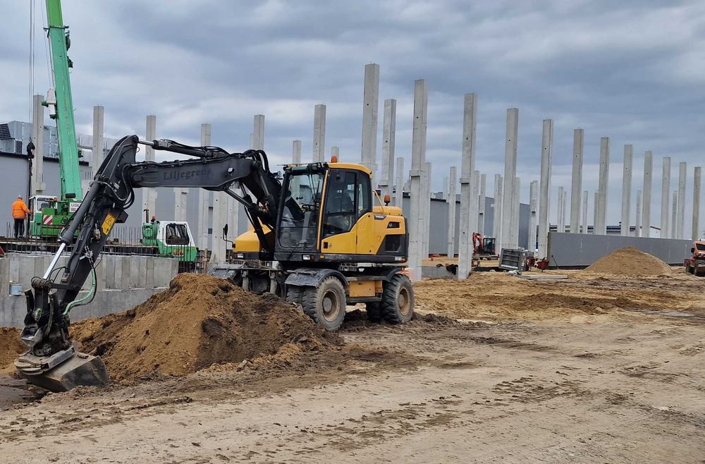 Wynajem koparek/mini koparka/koparko-ładowarka/usługi sprzętowe/