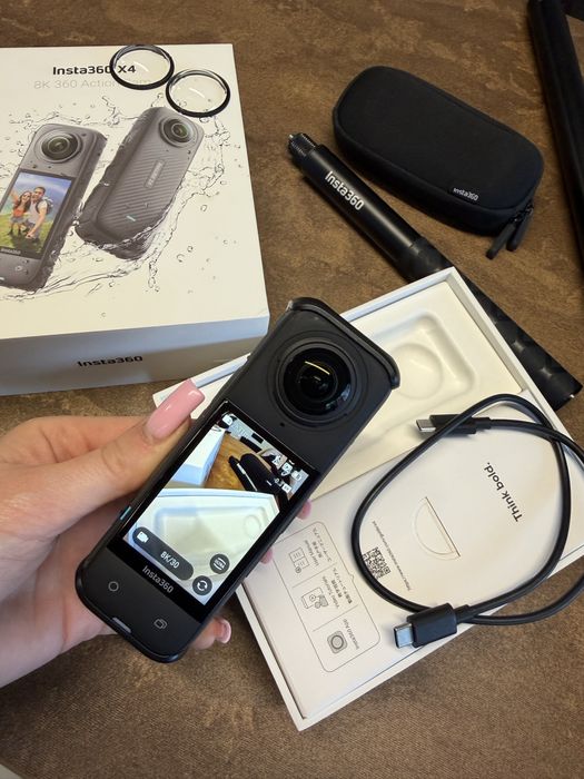 Продаж камери Insta360