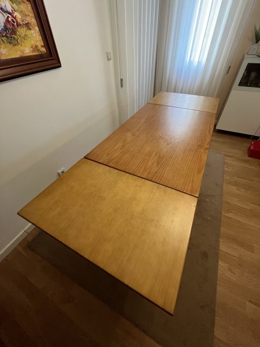 Móvel em pinho TV + mesa de sala