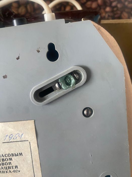 Часы ламповые домик , Обливная керамика 1991 года , смотрите описание