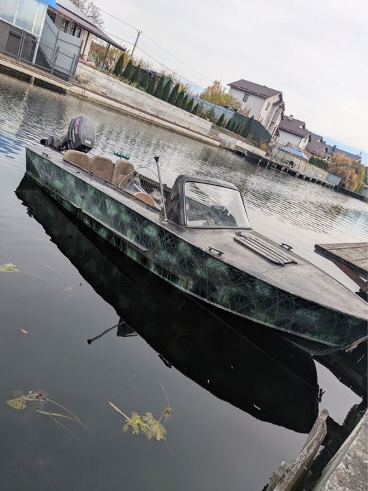 Продам човен з мотором Tohatsu 25 MAX