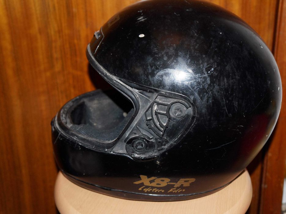 Capacete mota: 1 euro