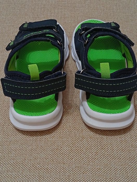 Босоніжки з підсвіткою  сандалії ZigZag 32  20.8 см босоножки Skechers