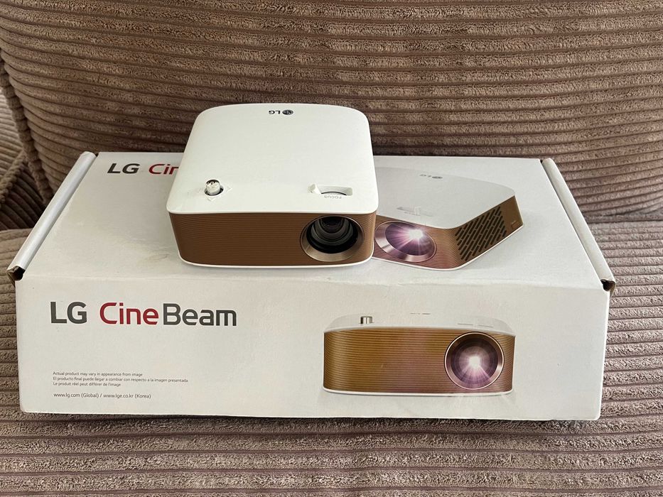 LG Cine Beam Projetor Portátil / Portable Projector