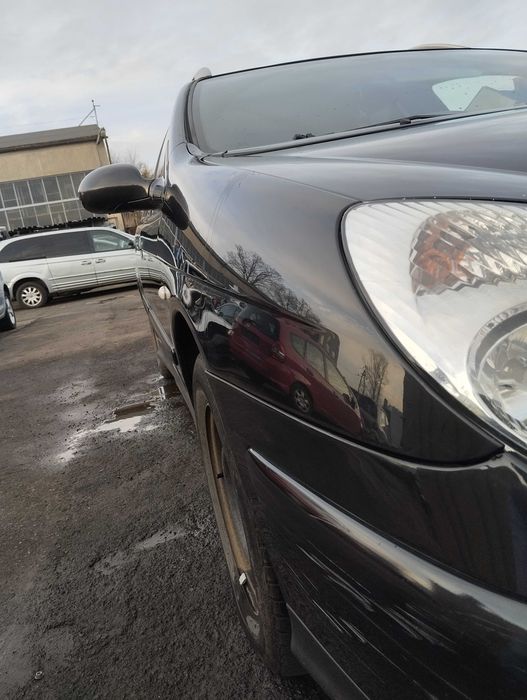Citroen C5 I Kombi 3.0i 2004r.Błotnik przedni prawy.