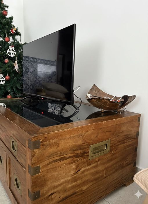 Mesa centro colonial Madeira Maciça - com 4 gavetas