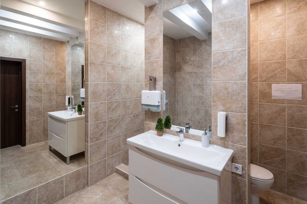 Продажа • Готовый офис по цене ниже 1000$ /м² • Приморский Зоопарковая