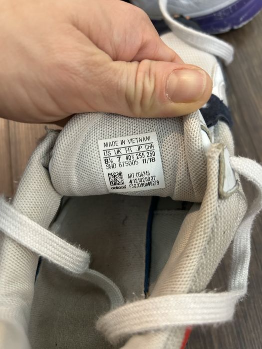 Adidas falcon 40 р