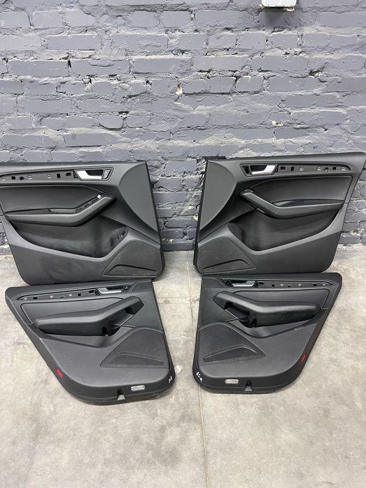 Карти дверей обшивка дверей Audi Q5 A4 B8 A4B9 чорні память без памяті