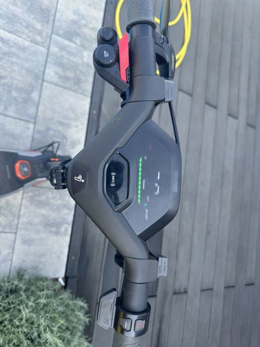 Електросамокат SegWay Ninebot P65D