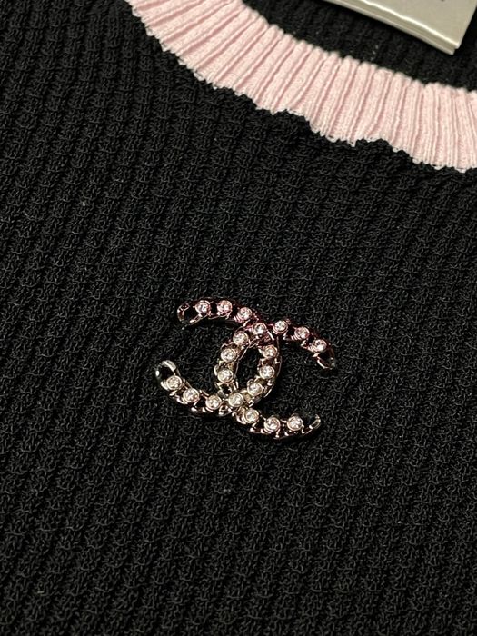 Chanel Obcisła Koszulka