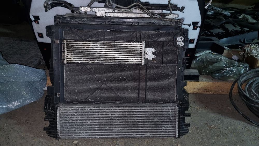 Радіатор дифузор віто 447 v klasse