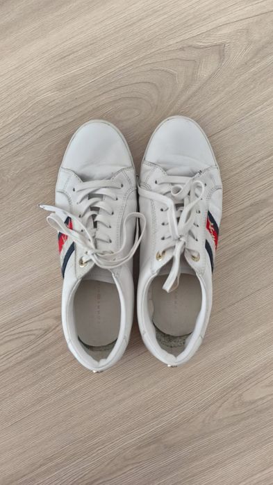 Sneakersy Tommy Hilfiger białe  41