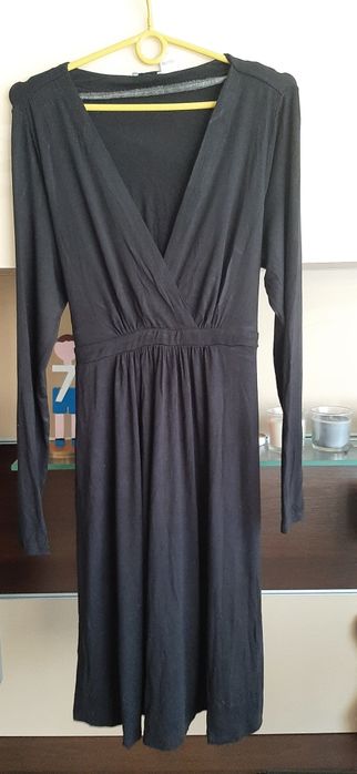 Czarna sukienka 44/46