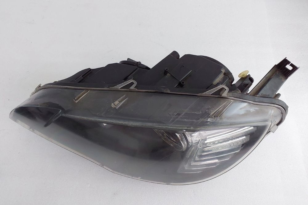 Ótica / farol esquerda BMW X6 (E71, E72)