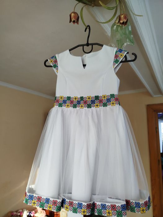Платя для дівчинки