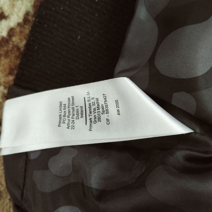 Продам курточку на мальчика! Новую!