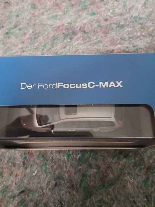Ford Focus C-Max Silver Minichamps 1/43