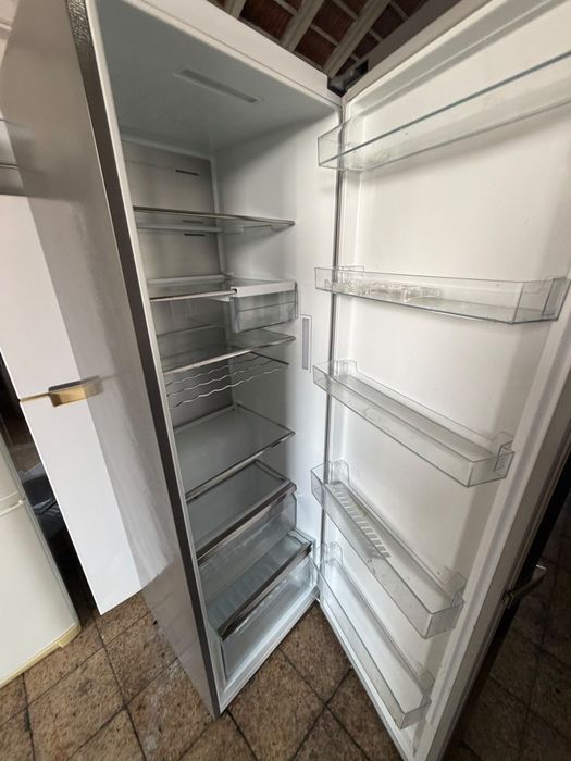 Frigorífico HISENSE inox