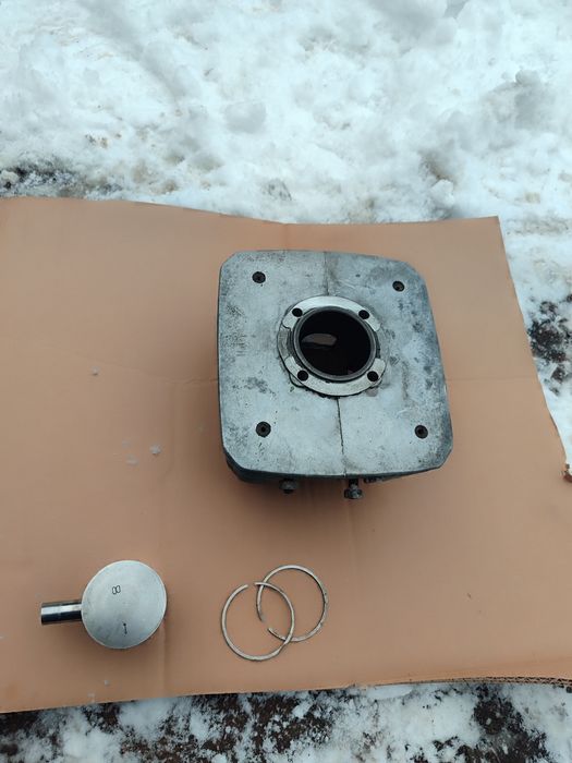 Поршньова Минск Мінськ циліндр