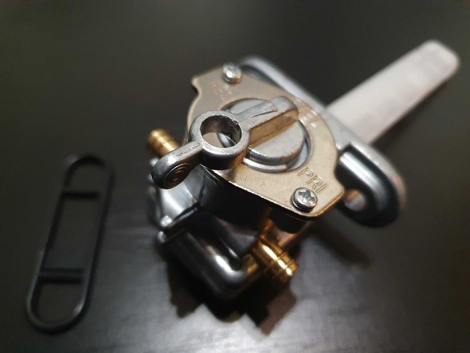 Torneira de gasolina Suzuki GSX 600 F Katana