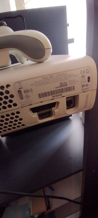 Ігрова консоль X-box 360