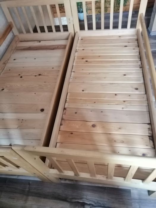 Ліжко односпальне