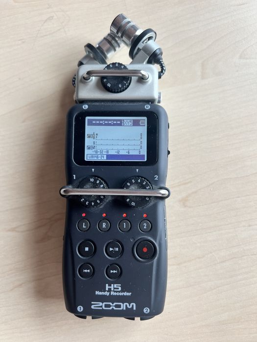 Диктофон / аудиорекордер Zoom H5