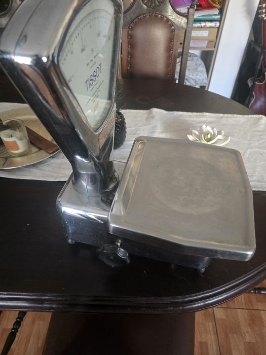 Balança Tissot antiga