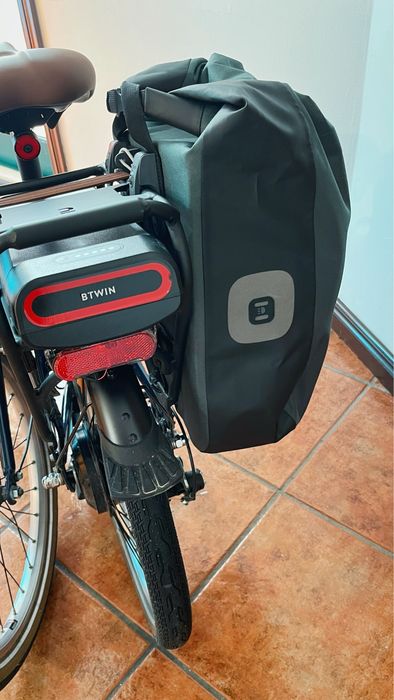 Bicicleta Elétrica dobrável c/ Acessórios (apenas 1 mês de uso)