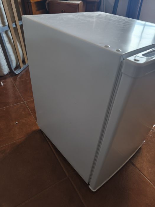 Frigobar eletrónica437558913238968323