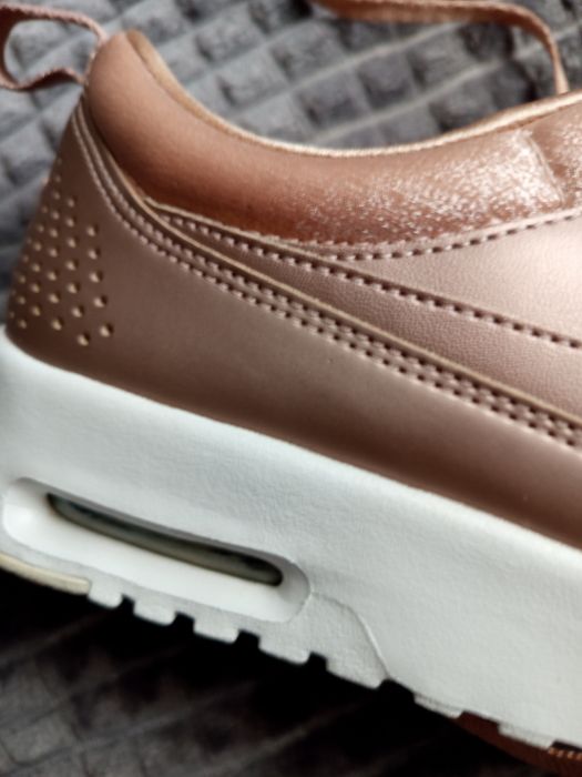 Кросівки жіночі NlKE( 27,5)