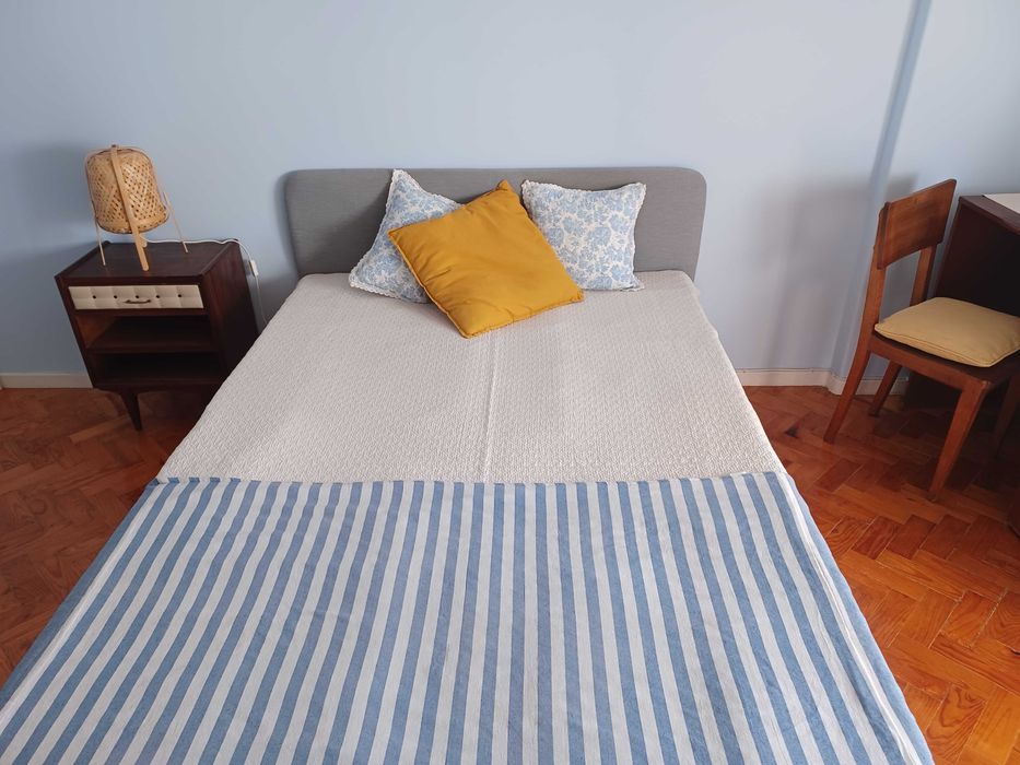 quarto espaçoso e luminoso com vista de mar