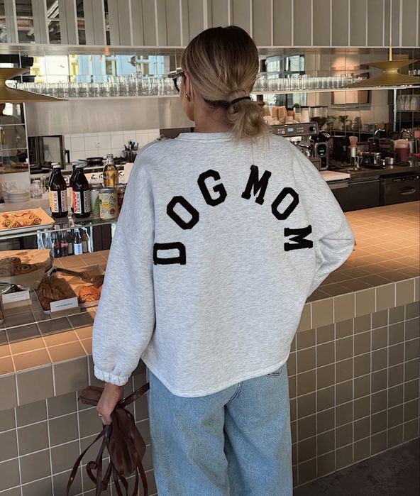 Wiralowa bluza Dog Mom