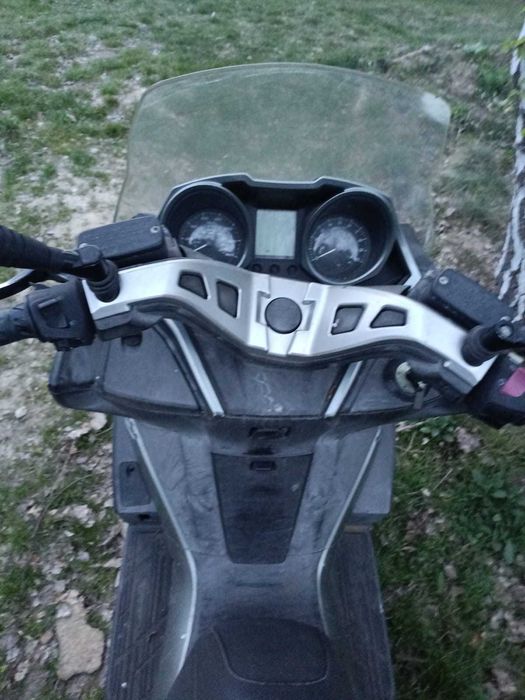 Kawasaki J 300/125 części.