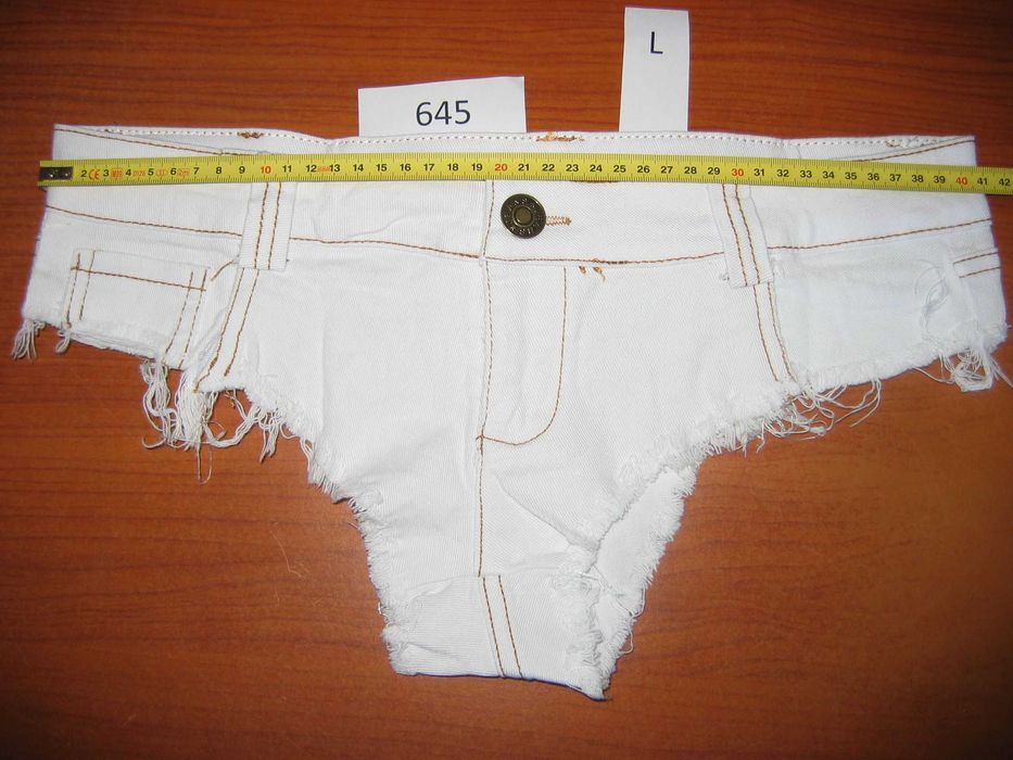 Szorty Spodenki Damskie Krótkie Białe na Lato Seksowne 645 Rozmiar XXL