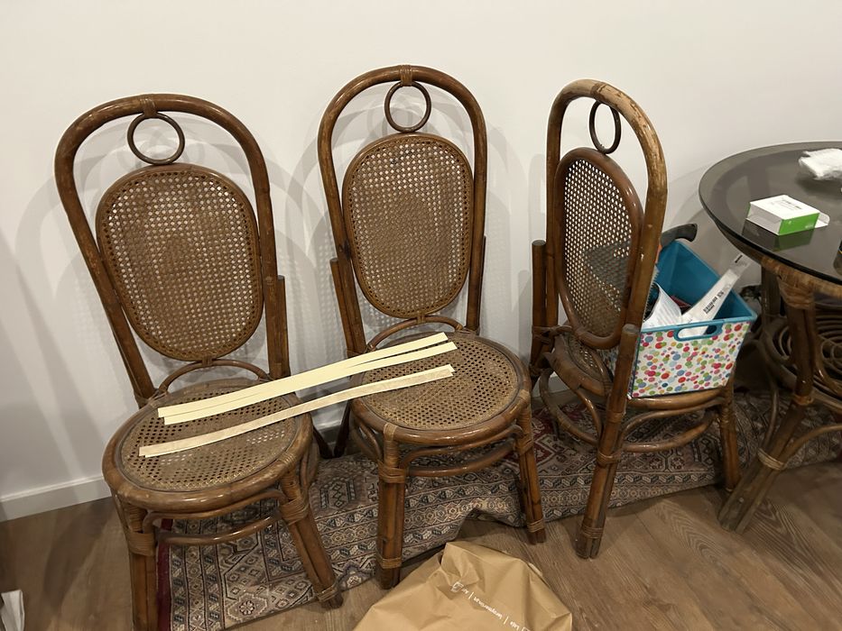 Mesa em bambu e vidro com 3 cadeiras