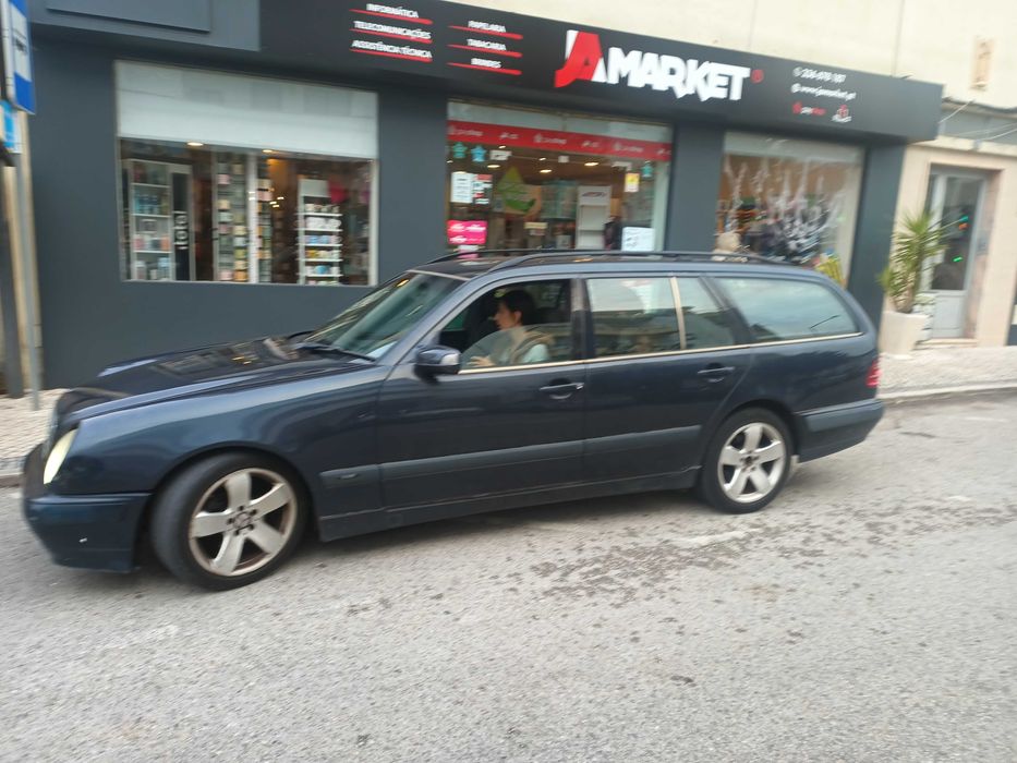 Mercedes E220 2001 CDI estate