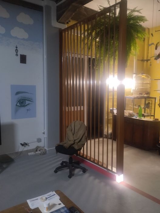 Armazém Alugo 125m2 FUNCHALINHO 4 m Pé Direito.