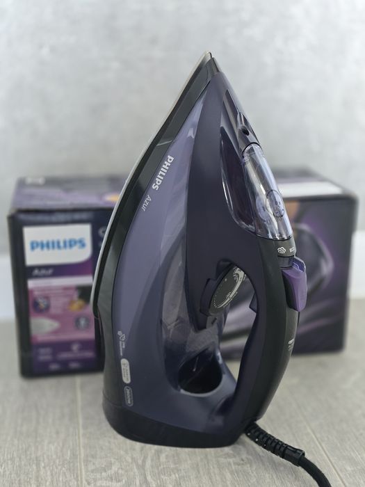 В продаже утюг Philips