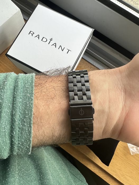 Relógio Radiant black