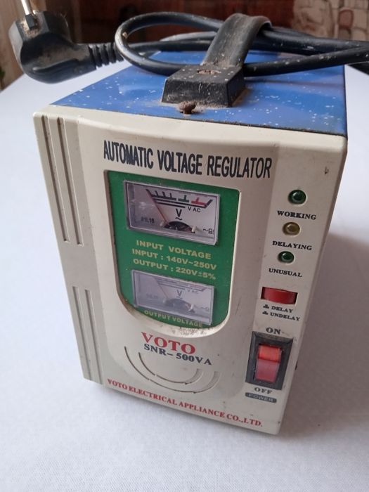 VOTO SNR-500VA  автоматичний релейний стабілізатор напруги.