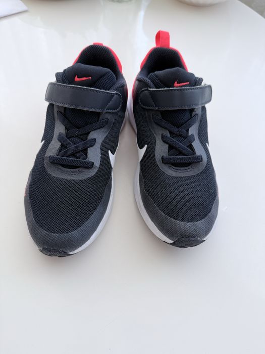 Кросівки Nike Revolution 7, 30 p. 19 см устілка