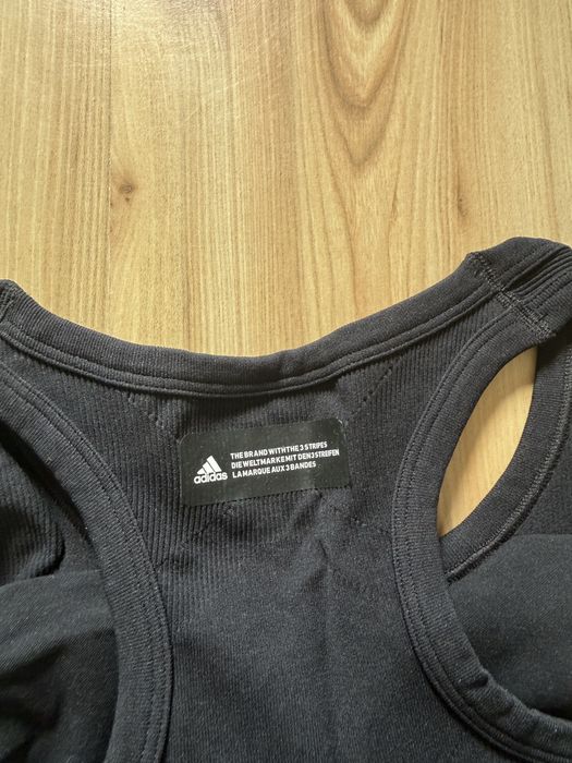 Top stanik sportowy adidas